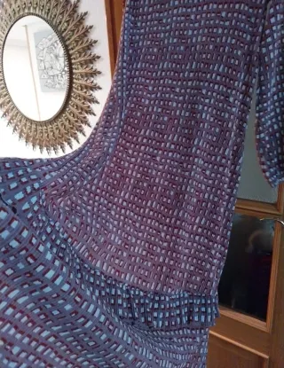 Vestido estampado con volantes