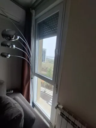 Ventanas aluminio hojas abatibles y cerramiento