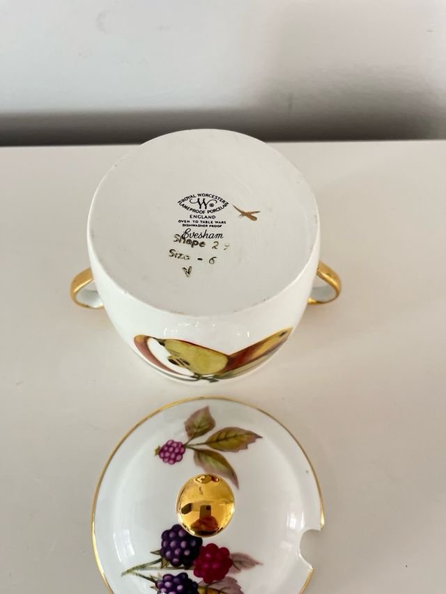 Tarro de mermelada de Royal Worcester Evesham Gold
