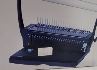 Encuadernadora Q-Connect Comb Binder 25