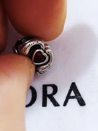 Pandora Mickey Mouse Corazón Manos Charm