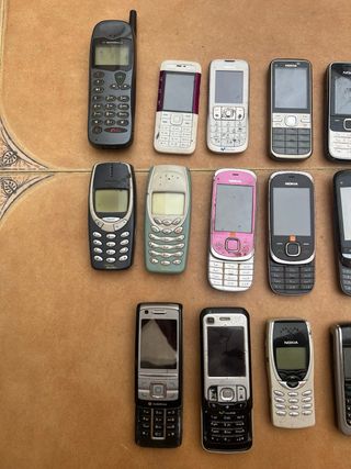 Lote 20 móviles de marcas variadas+cargadores