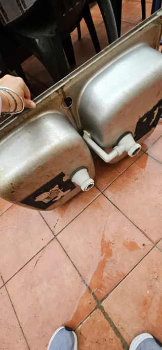 Fregadero doble de acero inoxidable