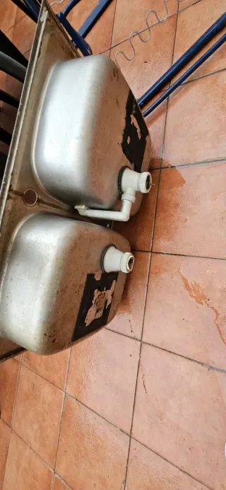 Fregadero doble de acero inoxidable