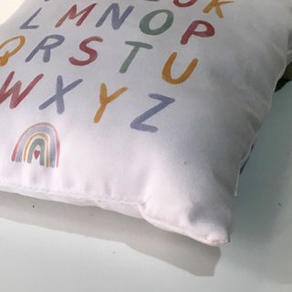 Cojín infantil ABC 24x24cm pequeño