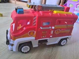 Camión Bomberos PinyPon con Figuras