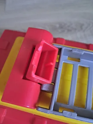 Camión Bomberos PinyPon con Figuras