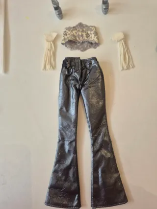 Roupa Barbie Shakira