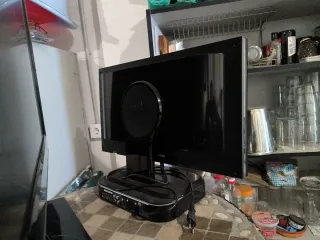 2 Televisores Negros