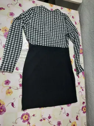 Vestido Negro y Blanco Patrón Houndstooth