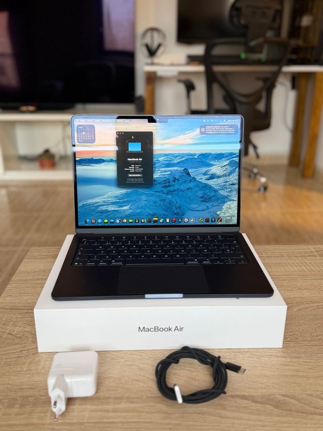 MacBook Air M4 16GB 256GB + Garantía