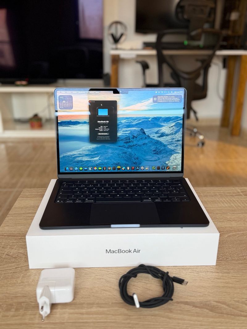 MacBook Air M4 16GB 256GB + Garantía