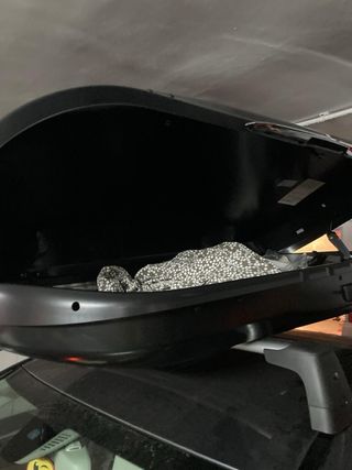 Cofre maletero Mercedes seminuevo