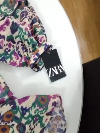 Vestido Zara estampado señora