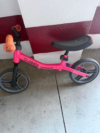 Bicicleta de aprendizaje Globber rosa