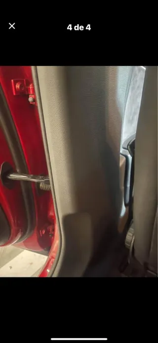 Plásticos Pilares Audi Negro