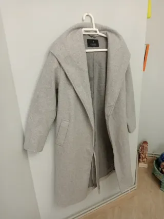 Abrigo largo mujer Atmosphere capucha gris