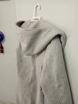 Abrigo largo mujer Atmosphere capucha gris