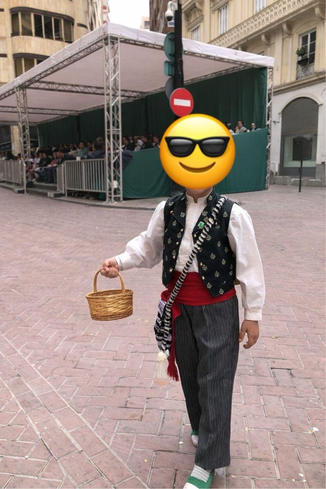 Conjunto Regional Niño Negro y Rojo