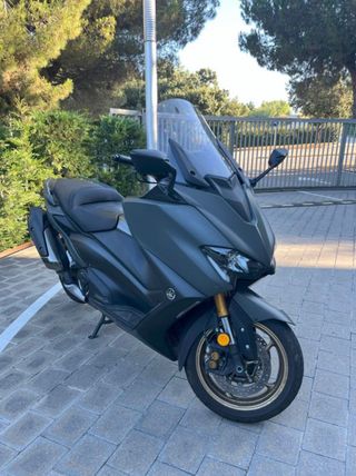 Yamaha T-MAX 560 Tech Max 2021