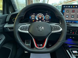 VOLKSWAGEN Golf GTI 2.0 TSI DSG