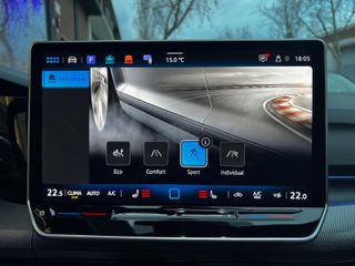 VOLKSWAGEN Golf GTI 2.0 TSI DSG