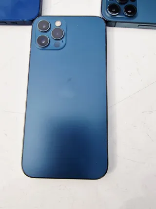 Lote 4 iPhone 12 Pro (Oro y Azul Marino)