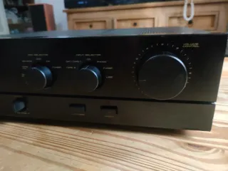 Amplificador Pioneer A-335.
