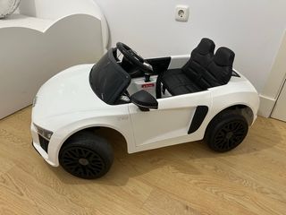 Coche correpasillos Audi R8 Spyder