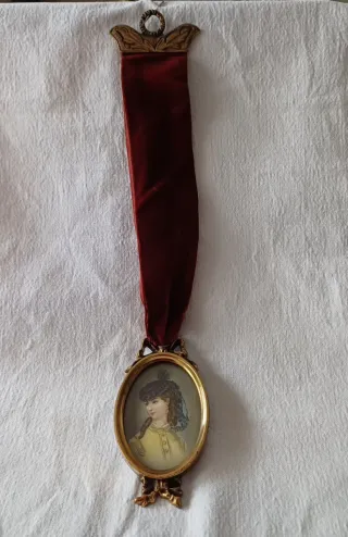 Drappo velluto con cornice ottone primi '900