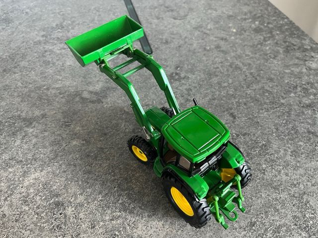 Tractor John Deere 6210 Ertl 1/50
