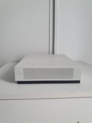 Xbox One S 500GB + 3 Giochi