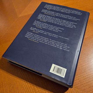 Historia de la belleza en tapa dura