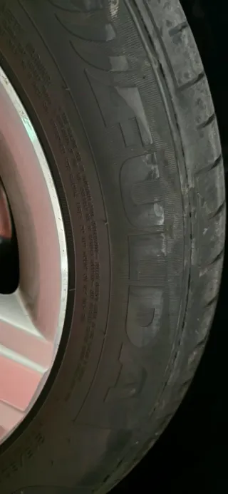 Llantas 16" originales VW con cubiertas al 50%