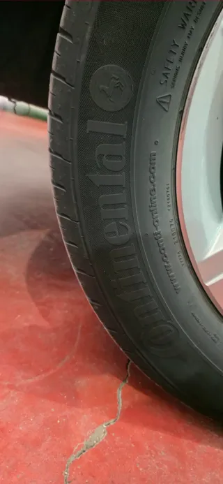 Llantas 16" originales VW con cubiertas al 50%