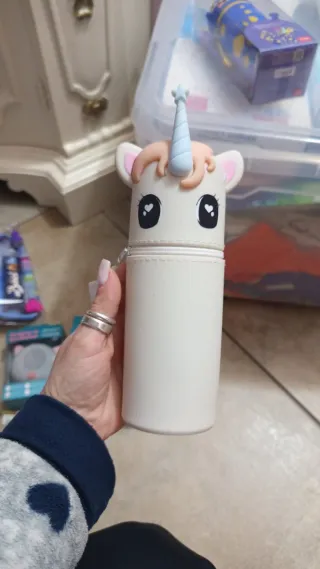 Portapenne unicorno bianco