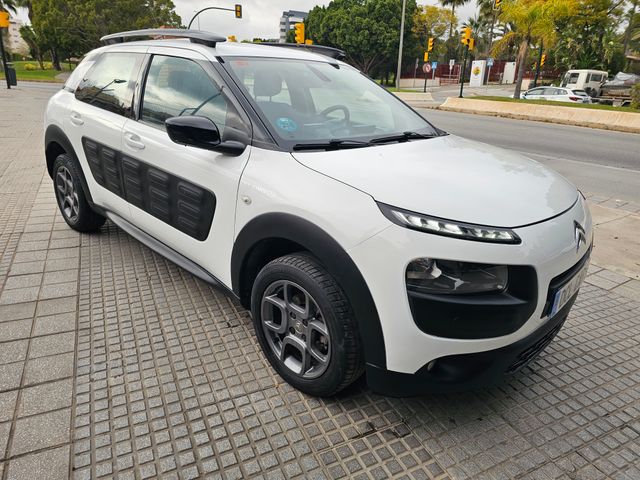 Citroen C4 Cactus HDI Recien Pintado año 2016