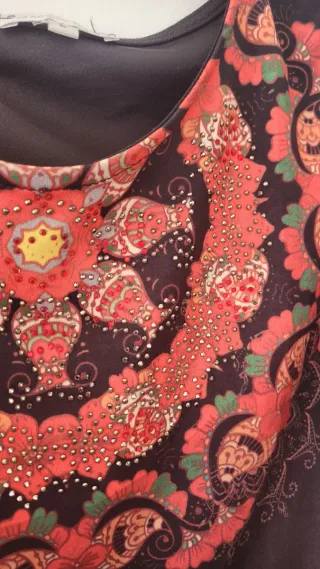 Vestido negro estampado flores