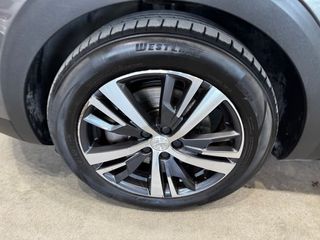 Peugeot 3008 Hybrid 1.6HYBRID 225CV ALLURE PACK