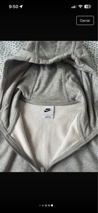 Chaqueta Nike Gris con Cremallera