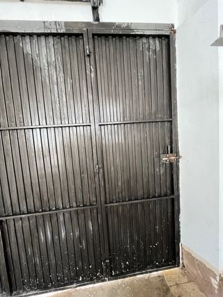 Puerta de garaje metálica