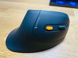Mouse Verticale Ergonomico ProtoArc Nero