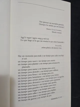 Libro/lágrimas en la lluvia