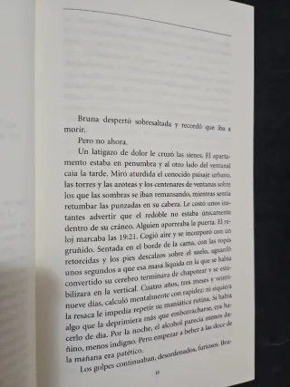 Libro/lágrimas en la lluvia