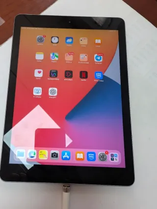 Apple iPad Negro 128gb + Apple pencil + cargador