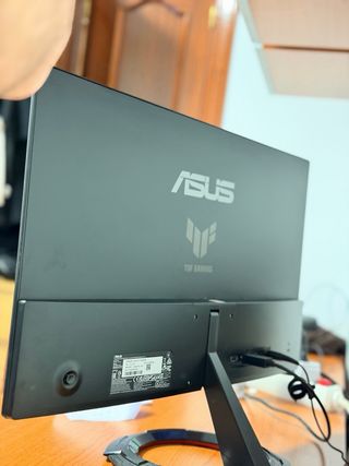 Monitor Asus VG3R 180Hz