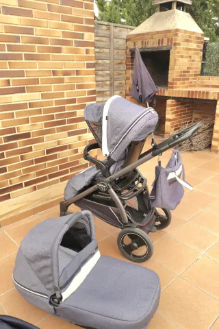 Silla de coche y accesorios bebé
