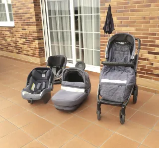 Silla de coche y accesorios bebé