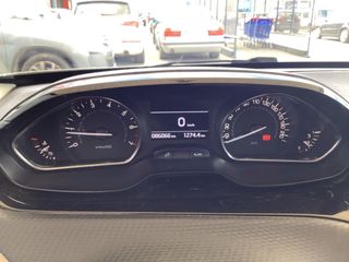 Peugeot 2008 Style 1.2 VTi 82