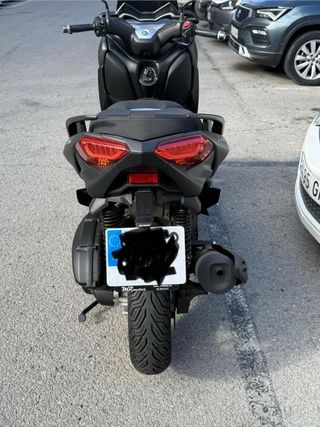 Yamaha XMAX 125 – 2022 – SOLO 1.100 km –COMO NUEVA